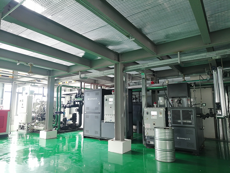 化工行業(yè)使用化工防爆導熱油爐，安全節(jié)能